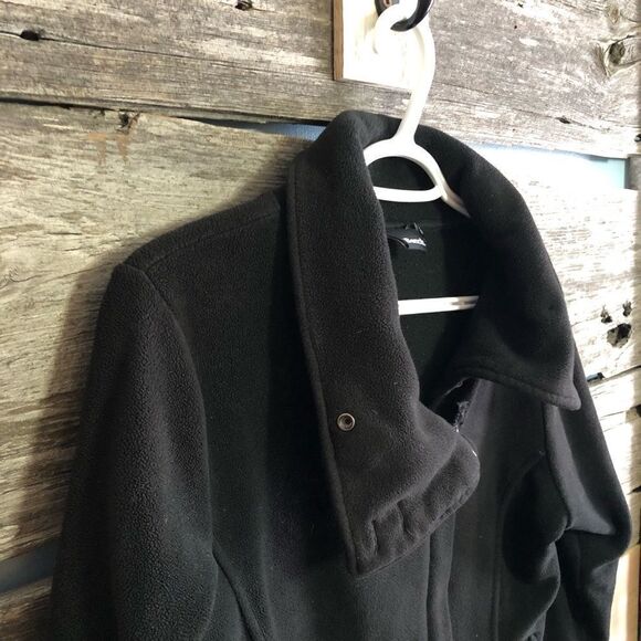 bench Size Med Black Fleece Sweater/Jacket - Picture 2 of 5
